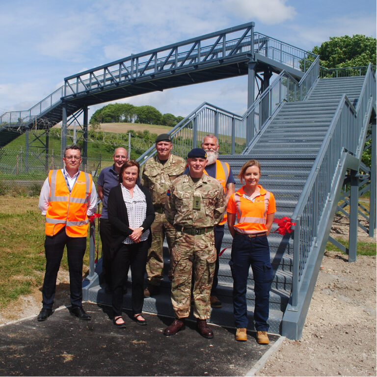 knook-camp-footbridge-thumb